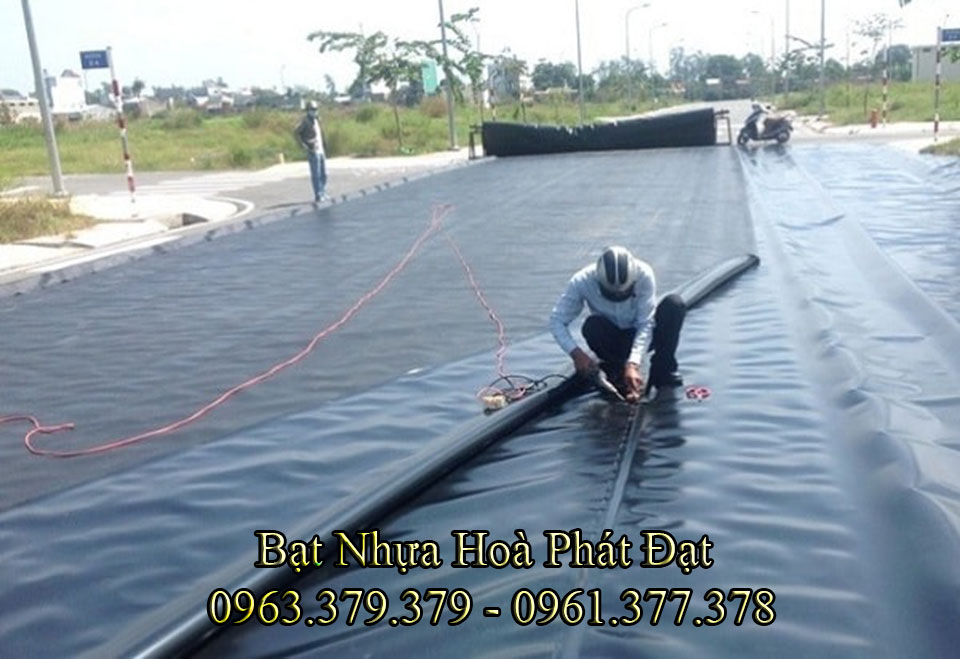 Bảng giá bạt chống thấm lót hồ chứa nước, bán màng (bạt) nhựa đen HDPE lót ao hồ nuôi cá tôm ở tại Vinh Nghệ An